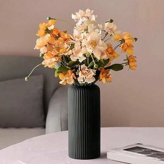 Decorative flower vase